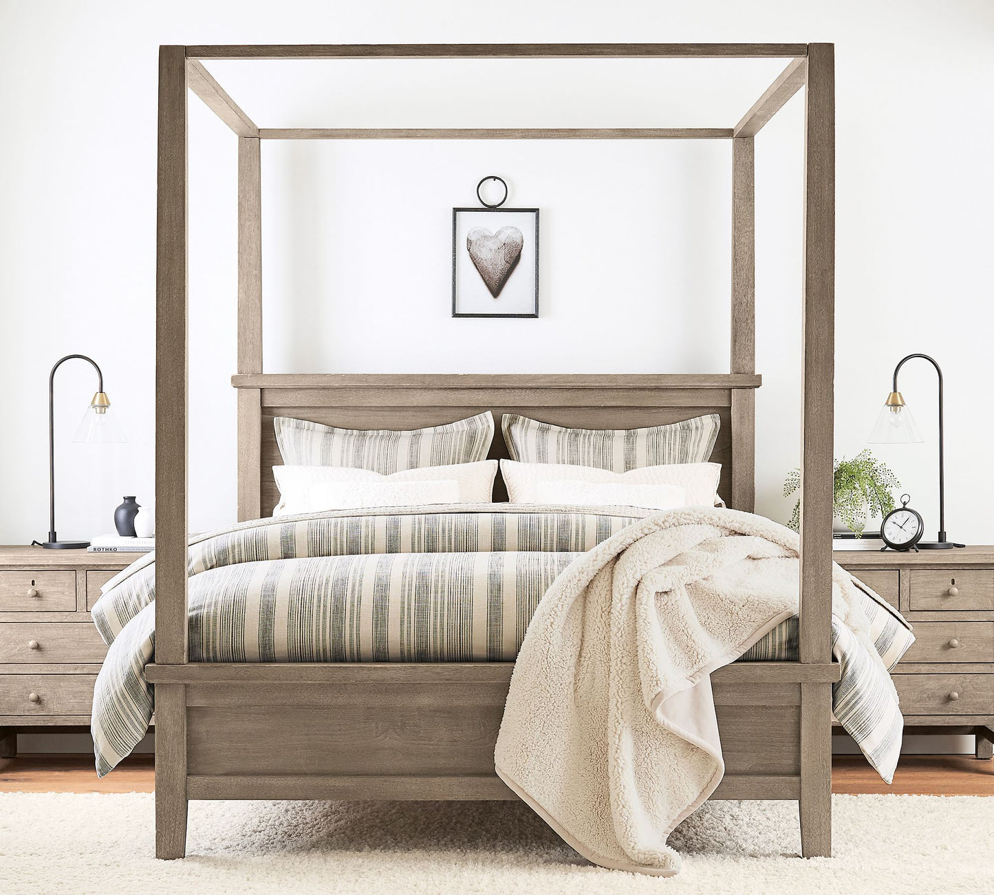 Weston Hanging Iron Frames - Bronze